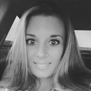 Meet your Posher, Amie